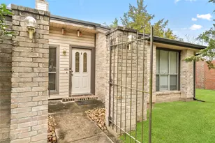 2302 Shady Brook Dr, Houston, TX 77084 - Photo 6