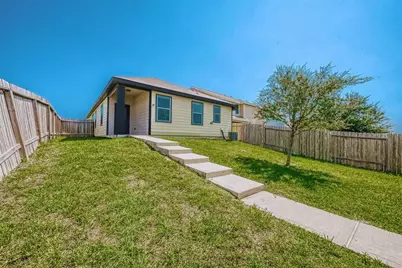 10792 S Lake Mist Lane, Willis, TX 77318 - Photo 14