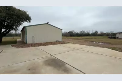 6910 S Mallard Drive, Fulshear, TX 77441 - Photo 2