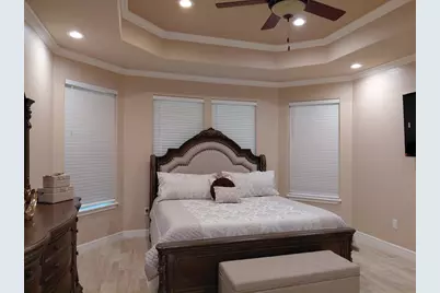 309 Hickman Lane, Angleton, TX 77515 - Photo 4