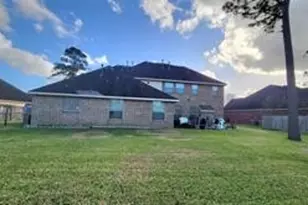 422 Old Orchard Dr Dr, Dickinson, TX 77539 - Photo 4