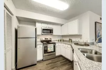 901 Fm 517 Road W #907, Dickinson, TX 77539 - Photo 14