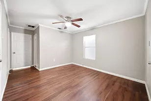 319 W 1st St, Crosby, TX 77532 - Photo 20
