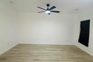 5214 Rue St, Houston, TX 77033 - Photo 8
