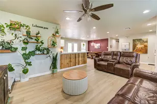 7325 Speaker St, Hitchcock, TX 77563 - Photo 6