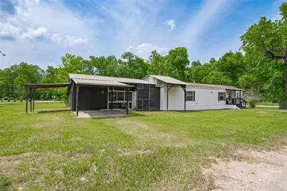 506 S Oakhurst Drive, Livingston, TX 77351 - Photo 2