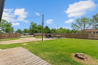 5001 Texas Avenue, La Marque, TX 77568 - Photo 26