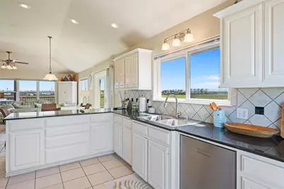 972 Rancho Carribe, Port Bolivar, TX 77650 - Photo 22