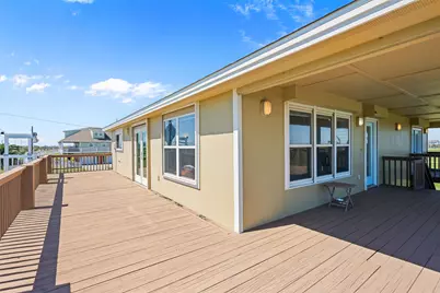 972 Rancho Carribe, Port Bolivar, TX 77650 - Photo 12