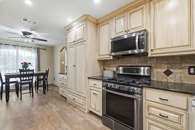 2977 Community Drive, Alvin, TX 77511 - Photo 16