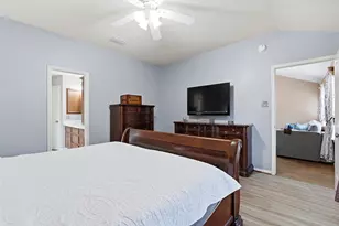 2977 Community Dr, Alvin, TX 77511 - Photo 14