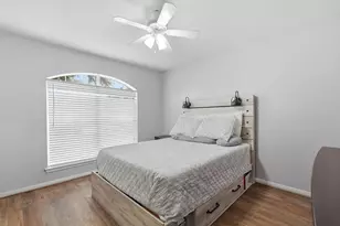 2977 Community Dr, Alvin, TX 77511 - Photo 20