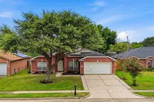 2977 Community Dr, Alvin, TX 77511 - Photo 34