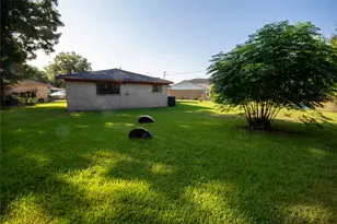 10902 Mosscrest Dr, Houston, TX 77048 - Photo 22