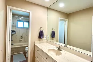 16446 Brookvilla Dr, Houston, TX 77059 - Photo 16