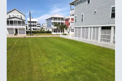 3818 Periwinkle, Galveston, TX 77554 - Photo 4