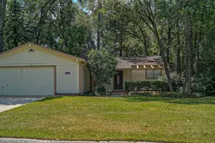 11 Canyon Oak Pl, The Woodlands, TX 77380 - Photo 1