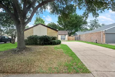 11718 Ridge Run Drive, Houston, TX 77064 - Photo 2