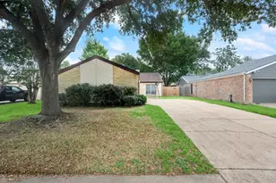 11718 Ridge Run Dr, Houston, TX 77064 - Photo 2