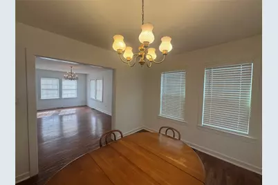 1803 Avenue P, Huntsville, TX 77340 - Photo 4