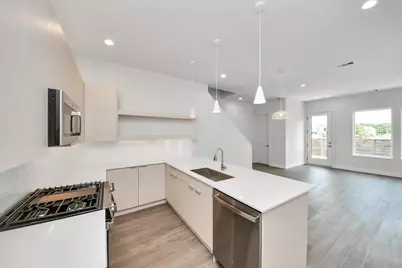 3015 Pelon Cay Drive, Houston, TX 77047 - Photo 32