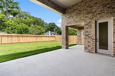 2300 Friendswood Trail, Friendswood, TX 77546 - Photo 32