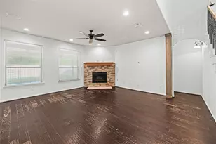 21107 Knight Quest Dr, Tomball, TX 77375 - Photo 10