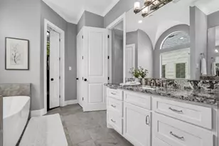 1219 W 25th St, Houston, TX 77008 - Photo 32