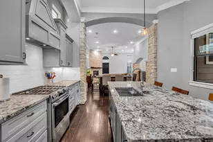 1219 W 25th St, Houston, TX 77008 - Photo 24
