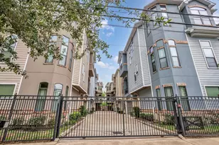 1219 W 25th St, Houston, TX 77008 - Photo 1