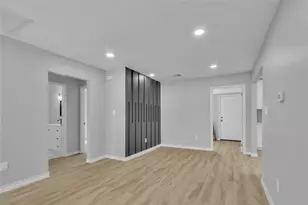 613 19th Ave N, Texas City, TX 77590 - Photo 8