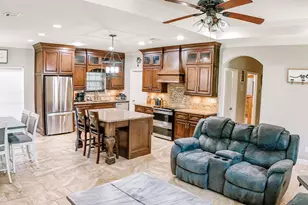 375 County Road 717, Buna, TX 77612 - Photo 28