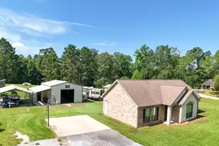 375 County Road 717, Buna, TX 77612 - Photo 4