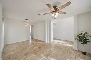 9001 Sundown Dr, Pearland, TX 77584 - Photo 10