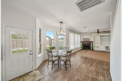 9001 Sundown Drive, Pearland, TX 77584 - Photo 14