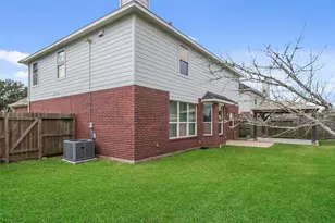 9001 Sundown Dr, Pearland, TX 77584 - Photo 34