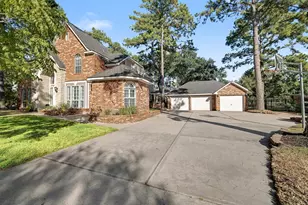 15912 Rosethorn Ct, Cypress, TX 77429 - Photo 2