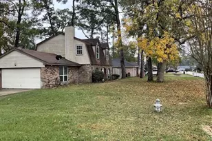 7318 Ironwood Ln, Baytown, TX 77521 - Photo 2