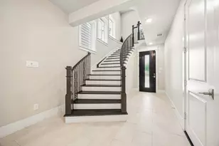 2624 Fountain Key Blvd, Houston, TX 77008 - Photo 14