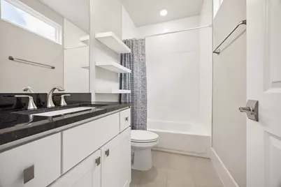 2624 Fountain Key Boulevard, Houston, TX 77008 - Photo 34
