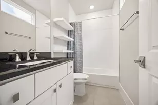 2624 Fountain Key Blvd, Houston, TX 77008 - Photo 34