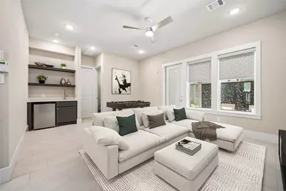 2624 Fountain Key Boulevard, Houston, TX 77008 - Photo 10