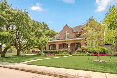 3731 Linkview Drive, Houston, TX 77025 - Photo 2