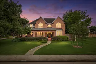 3731 Linkview Dr, Houston, TX 77025 - Photo 1