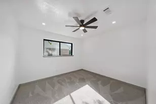 6011 Green Falls Dr, Houston, TX 77088 - Photo 24