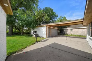 6011 Green Falls Dr, Houston, TX 77088 - Photo 4