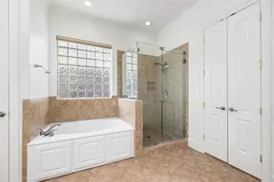 3435 Linkwood Dr, Houston, TX 77025 - Photo 18