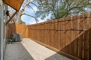 7608 De Priest St, Houston, TX 77088 - Photo 32