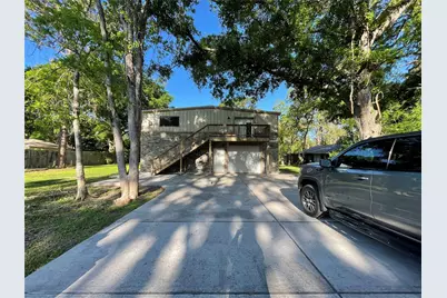 3406 E Bayou Drive E #B, Dickinson, TX 77539 - Photo 2