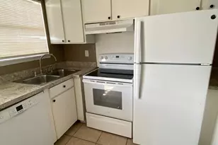 6305 Westward St, Houston, TX 77081 - Photo 8